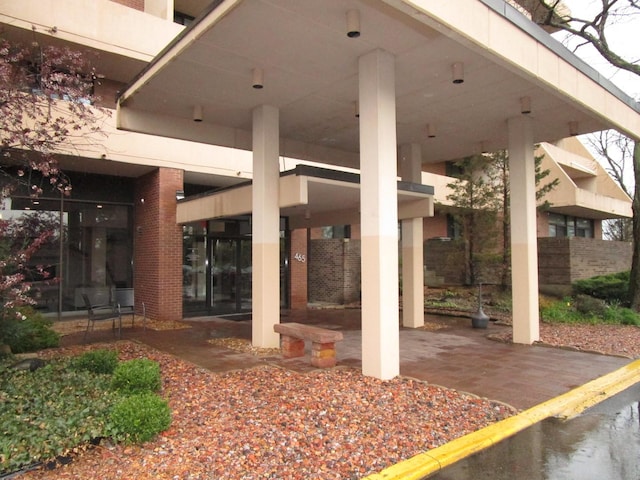 465 W Dominion Dr Unit 1003, Wood Dale, IL 60191 - photo 2