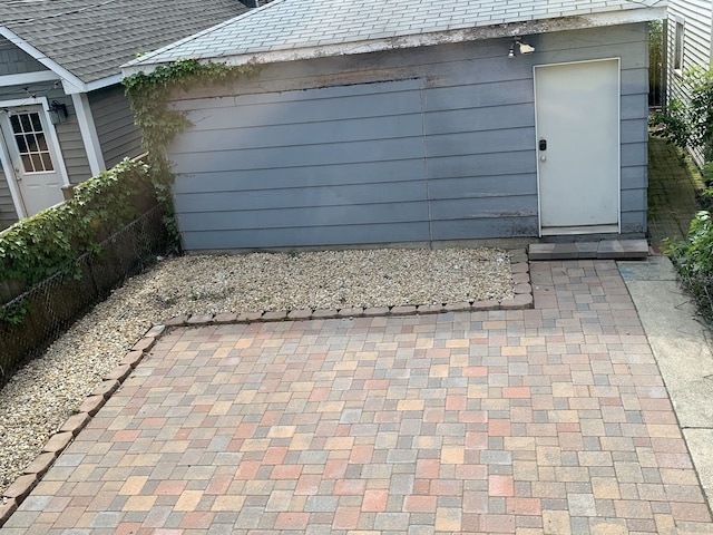 1842 N Paulina St, Chicago, IL 60622 - view of outbuilding featuring fence