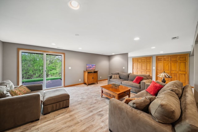 1468 W Remington Ln, Round Lake, IL 60073 - living room with light wood-style flooring, recessed lighting, and baseboards