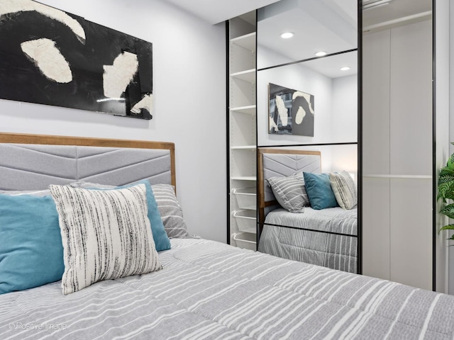 4250 N Marine Dr Unit 1929, Chicago, IL 60613 - bedroom with recessed lighting