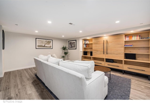 1241 W Dickens Ave, Chicago, IL 60614 - living area with recessed lighting, wood finished floors, and baseboards