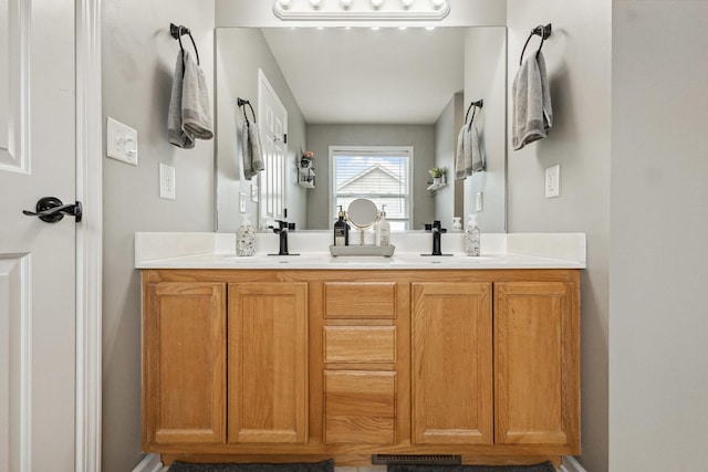 423 W Taylor St W, Dekalb, IL 60115 - full bath featuring double vanity