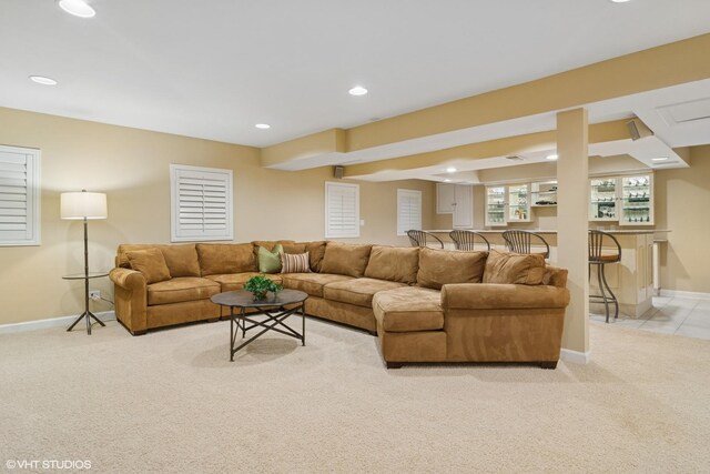 80 Gaelic Ct, Inverness, IL 60010 - living room with light carpet, baseboards, recessed lighting, and bar
