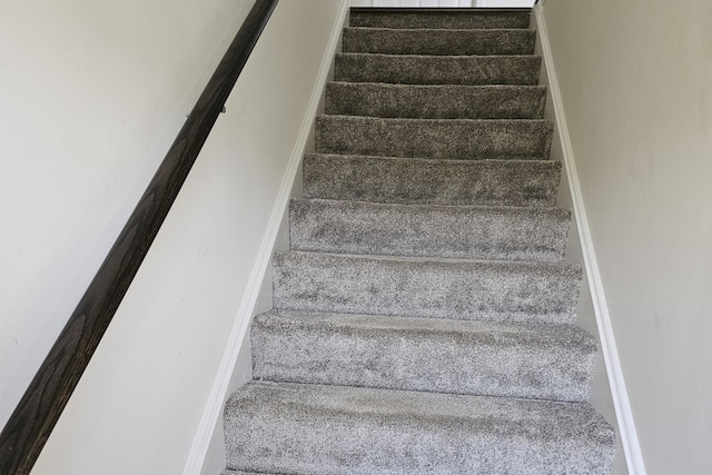 858 Finley Dr, Aurora, IL 60504 - view of staircase