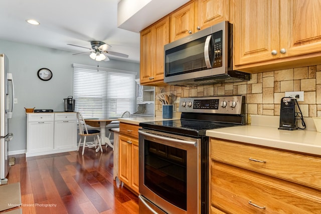 37 W Devon Ave, Glendale Heights, IL 60139 - kitchen with stainless steel appliances, dark wood-style floors, a ceiling fan, backsplash, and light countertops