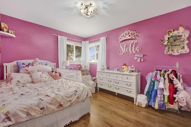 884 Arnold Ct, Des Plaines, IL 60016 - bedroom with wood finished floors