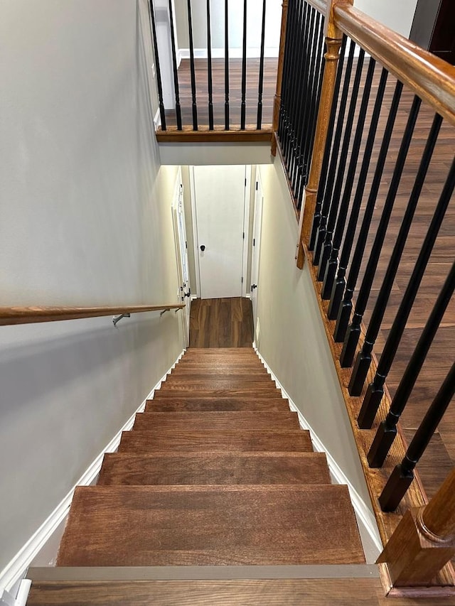 347 Village Creek Dr, Lake In The Hills, IL 60156 - view of staircase