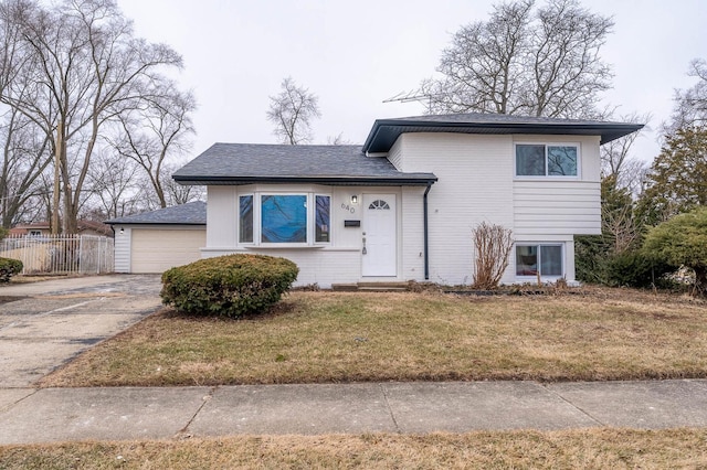640 Enterprise Rd, Chicago Heights, IL 60411 - split level home with driveway and roof with shingles