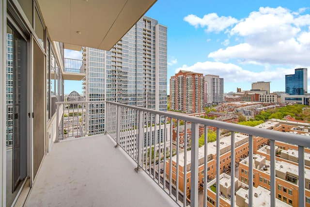 1600 S Prairie Ave Unit 1507S, Chicago, IL 60616 - balcony featuring a city view