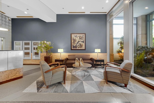 1600 S Prairie Ave Unit 1507S, Chicago, IL 60616 - common area featuring recessed lighting