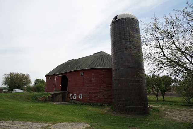 1511 Becker School Rd, Freeport, IL 61032 - view of barn with a yard