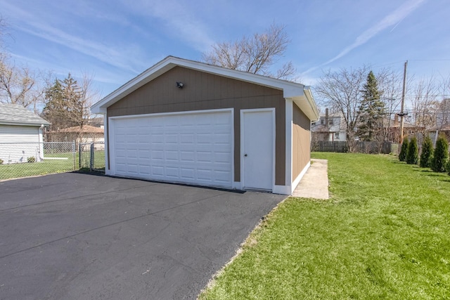 view of detached garage