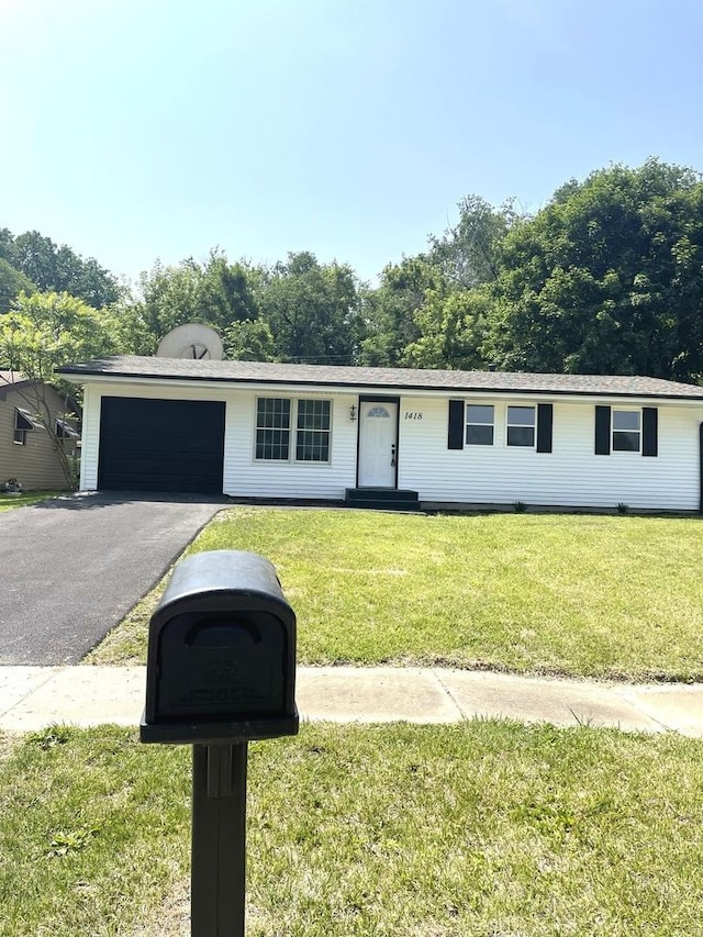 1418 Iris Ave, Rockford, IL 61102 - photo 1