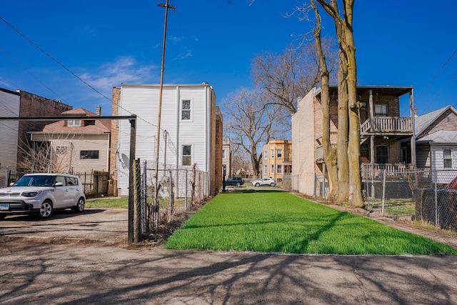 5631 S Throop St, Chicago, IL 60636 - exterior space featuring fence