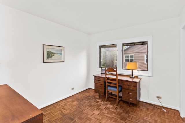 112 Braemar Dr, Elk Grove Village, IL 60007 - office space featuring baseboards