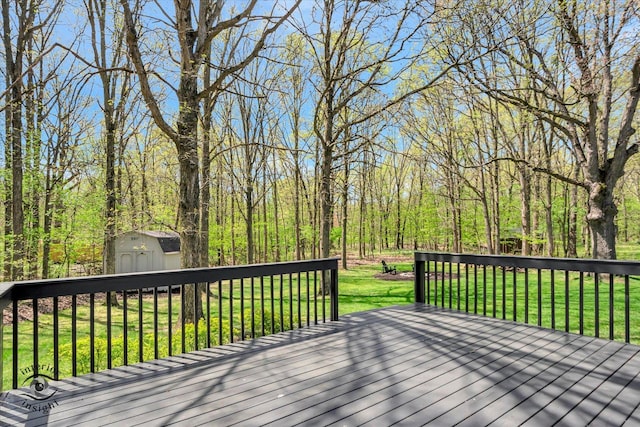 2639 E Shady Grove Ct, Crete, IL 60417 - deck with a shed, an outbuilding, and a yard