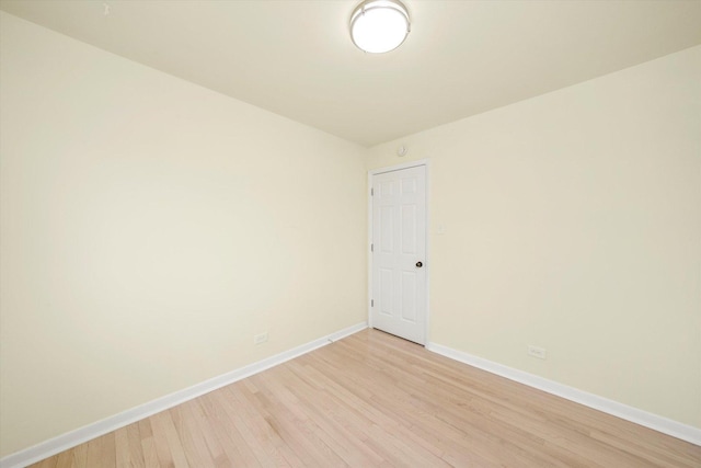 236 Early St, Park Forest, IL 60466 - unfurnished room featuring baseboards and light wood-type flooring