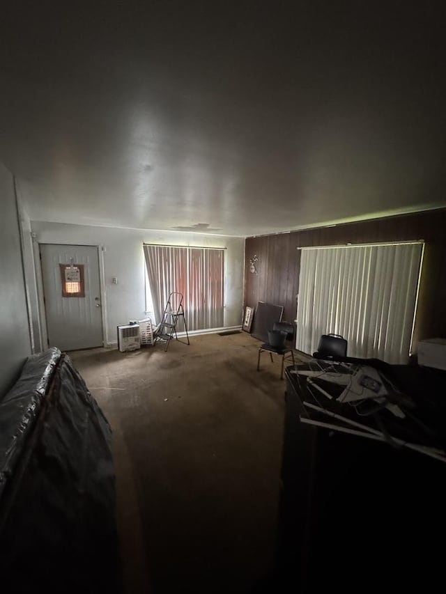 bedroom featuring carpet floors