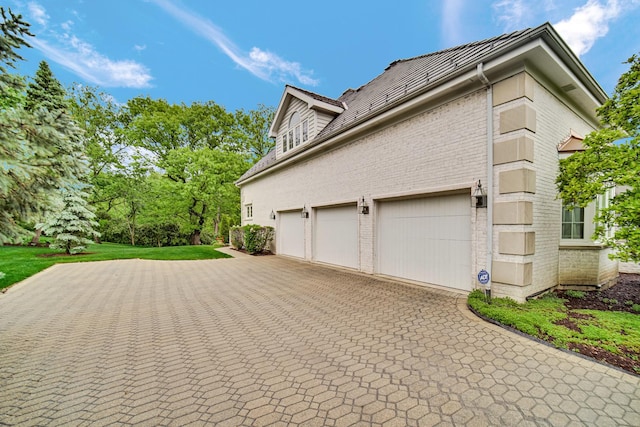 160 Circle Ridge Dr, Burr Ridge, IL 60527 - photo 23