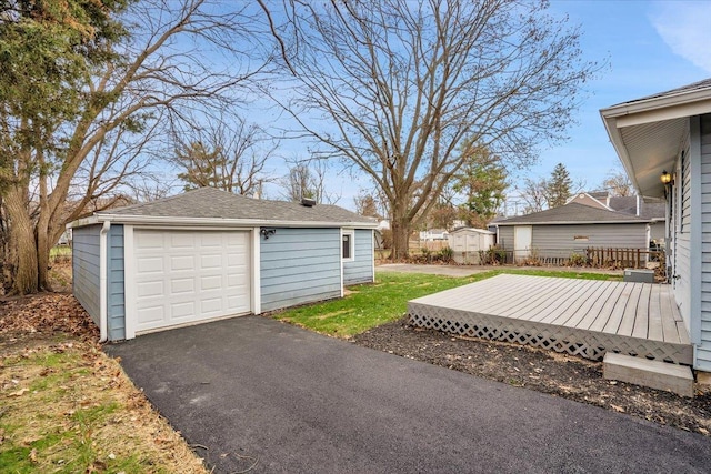 29 S Ash St, Palatine, IL 60067 - detached garage with asphalt driveway