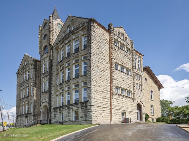 400 Mccarthy Rd Unit 416, Lemont, IL 60439 - view of building exterior