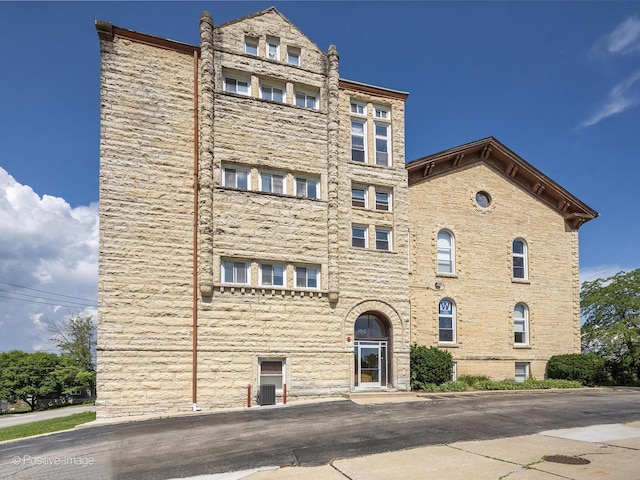 400 Mccarthy Rd Unit 416, Lemont, IL 60439 - view of building exterior