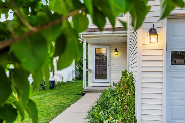 8 Harrison Ct, Bloomington, IL 61704 - property entrance with a yard and covered porch