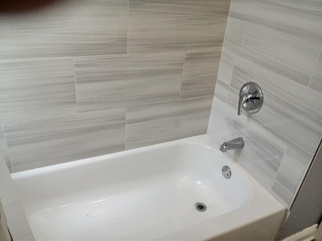 22 E 118th St, Chicago, IL 60628 - view of bathroom