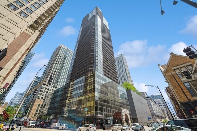 10 E Ontario St Unit 3408, Chicago, IL 60611 - view of property featuring a city view