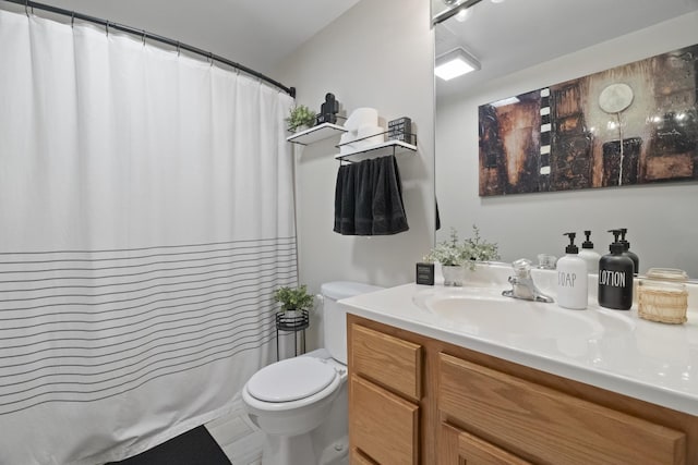 full bathroom featuring toilet, vanity, and a shower with curtain