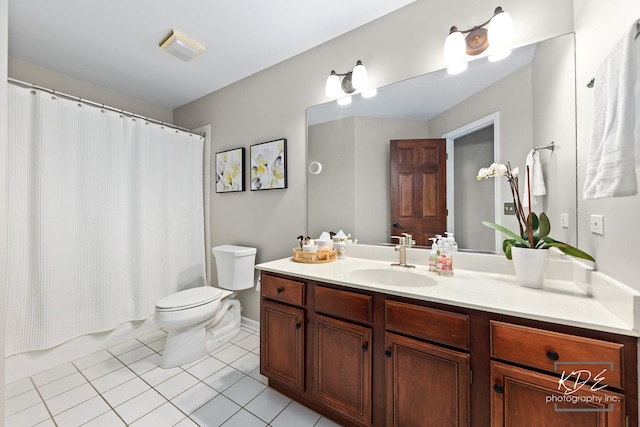 480 De Lasalle Ave, Naperville, IL 60565 - bathroom with toilet, vanity, tile patterned flooring, and shower / tub combo