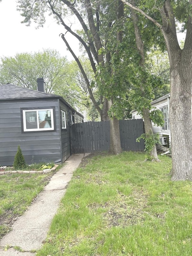 12509 S Bishop St, Calumet Park, IL 60827 - view of yard