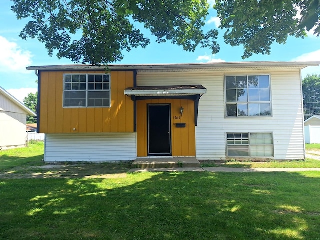 1703 Florence St, Streator, IL 61364 - photo 1