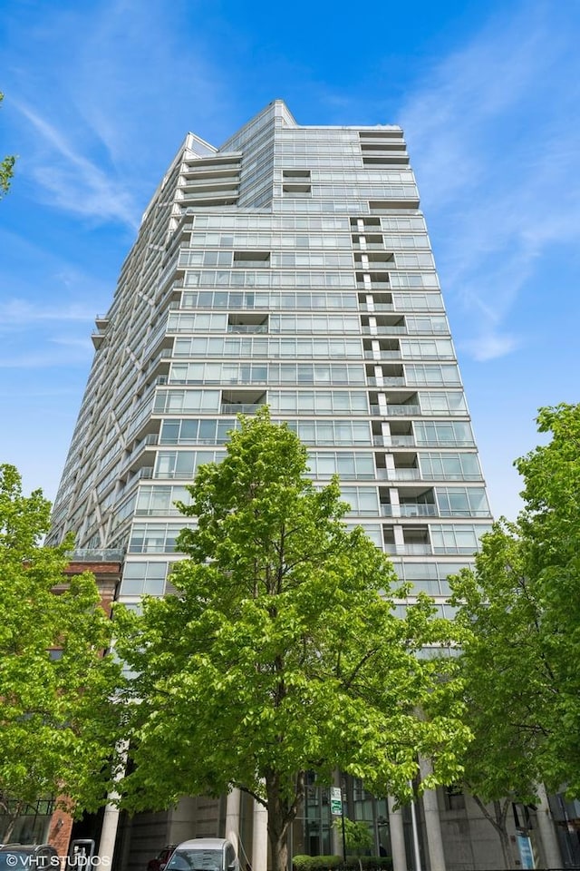 510 W Erie St Unit 1606, Chicago, IL 60654 - view of building exterior