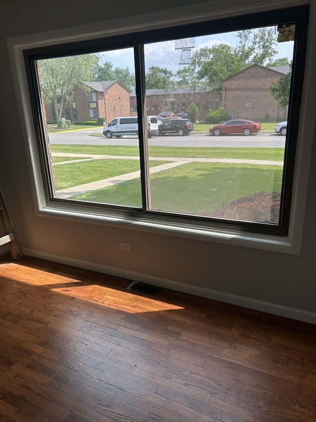 18W118 14th St, Villa Park, IL 60181 - detailed view of baseboards and wood finished floors