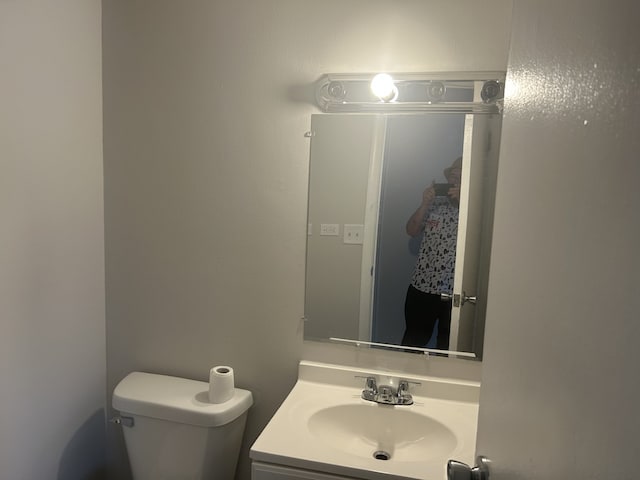 18W118 14th St, Villa Park, IL 60181 - half bathroom featuring toilet and vanity