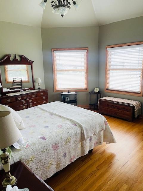1976 E 24th Rd, Ransom, IL 60470 - bedroom with wood finished floors