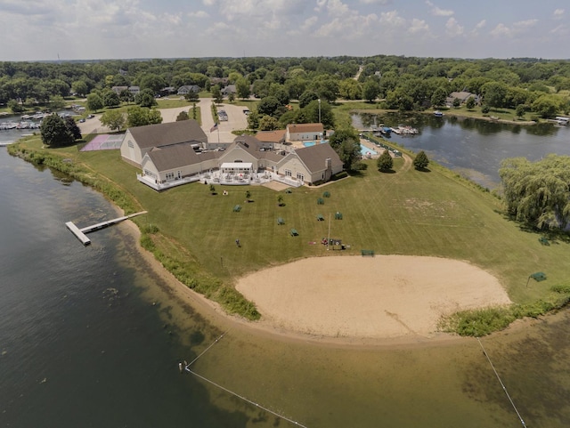 915 Candlewick Dr, Poplar Grove, IL 61065