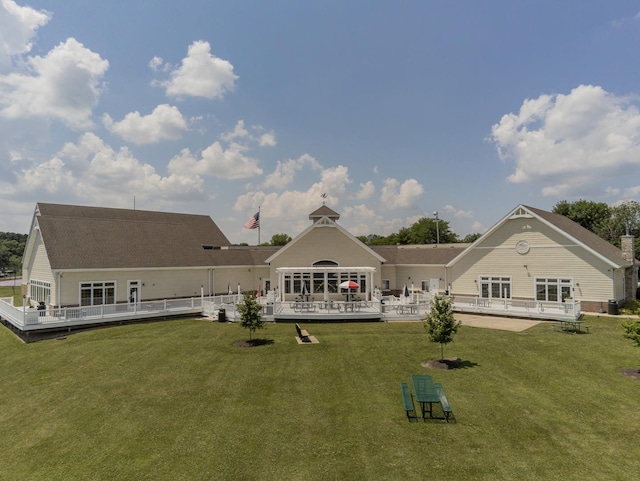 915 Candlewick Dr, Poplar Grove, IL 61065
