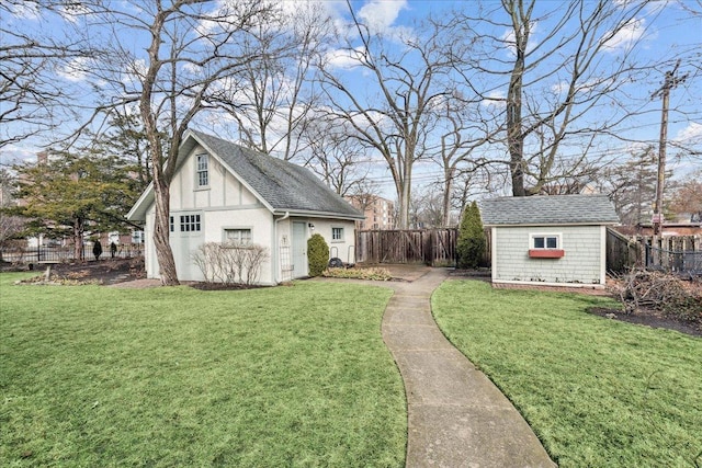 2423 Harrison St, Evanston, IL 60201 - view of yard featuring an outdoor structure