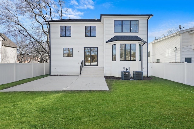 622 S Euclid Ave, Elmhurst, IL 60126 - rear view of house with a patio and central AC