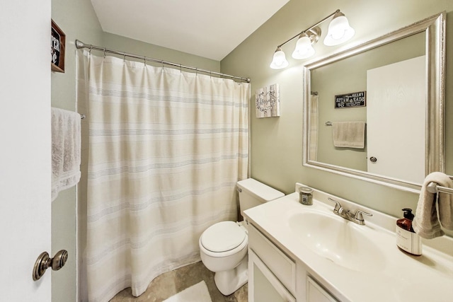 1479 N Denton Ave, Palatine, IL 60067 - bathroom featuring toilet, vanity, and curtained shower