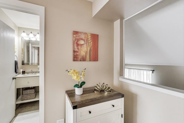 1479 N Denton Ave, Palatine, IL 60067 - hall featuring a sink