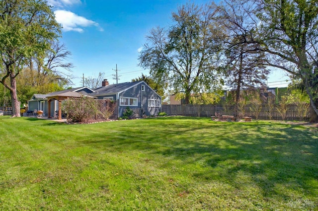 1224 S Mount Prospect Rd, Des Plaines, IL 60018 - view of yard