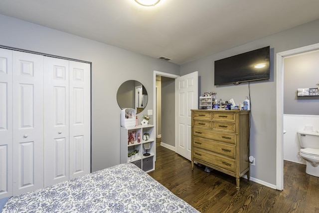 19451 W Hoag Ct, Mundelein, IL 60060 - bedroom with dark wood-style flooring and a closet