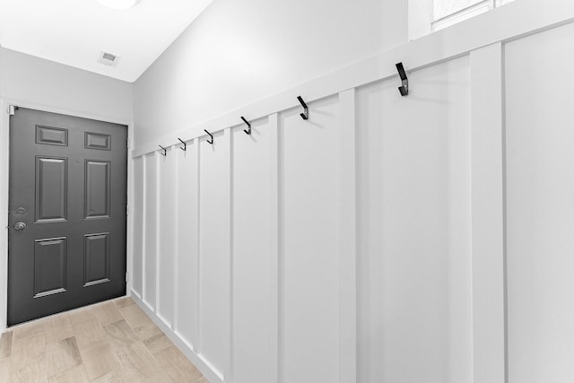 1107 S Independence Blvd Unit 1, Chicago, IL 60624 - view of mudroom
