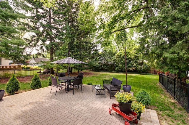 115 S Calumet Ave, Aurora, IL 60506 - view of patio / terrace featuring outdoor dining area