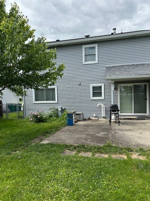 3806 Juniper Ave, Joliet, IL 60431 - back of house with a patio area