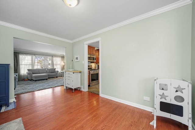 2153 W 107th Pl, Chicago, IL 60643 - interior space featuring ornamental molding, light wood-style floors, and baseboards