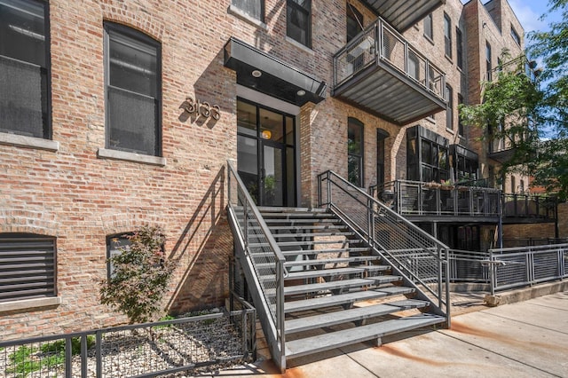 3133 N Lakewood Ave Unit 3I, Chicago, IL 60657 - view of exterior entry with brick siding